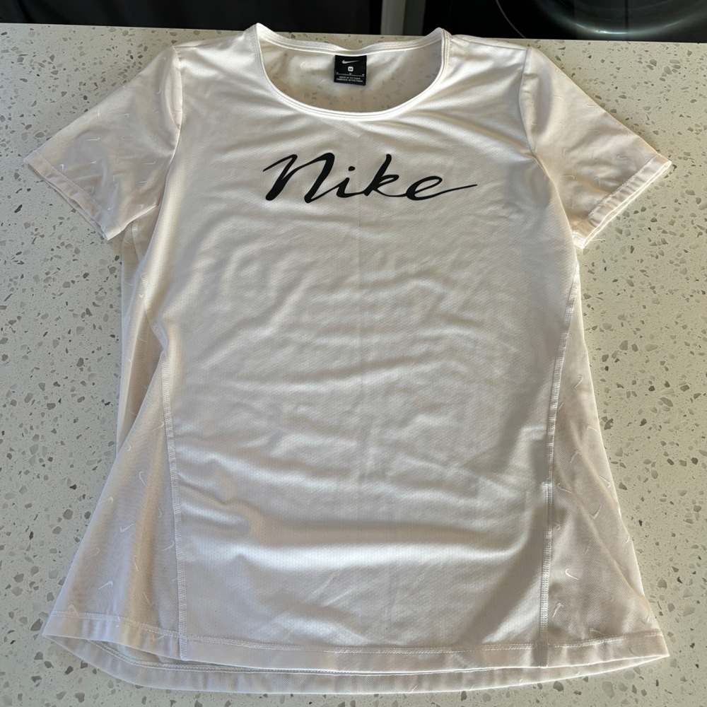 SOLD Nike White Sheer Back Tee Women’s Size Medium